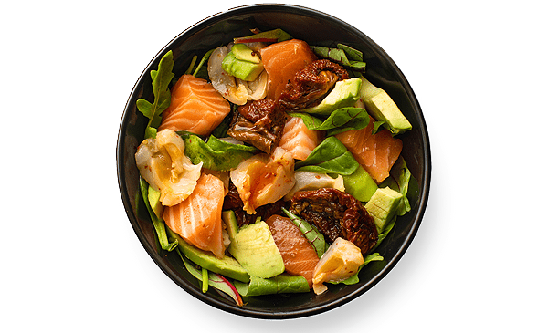 Салат з лососем та авокадо